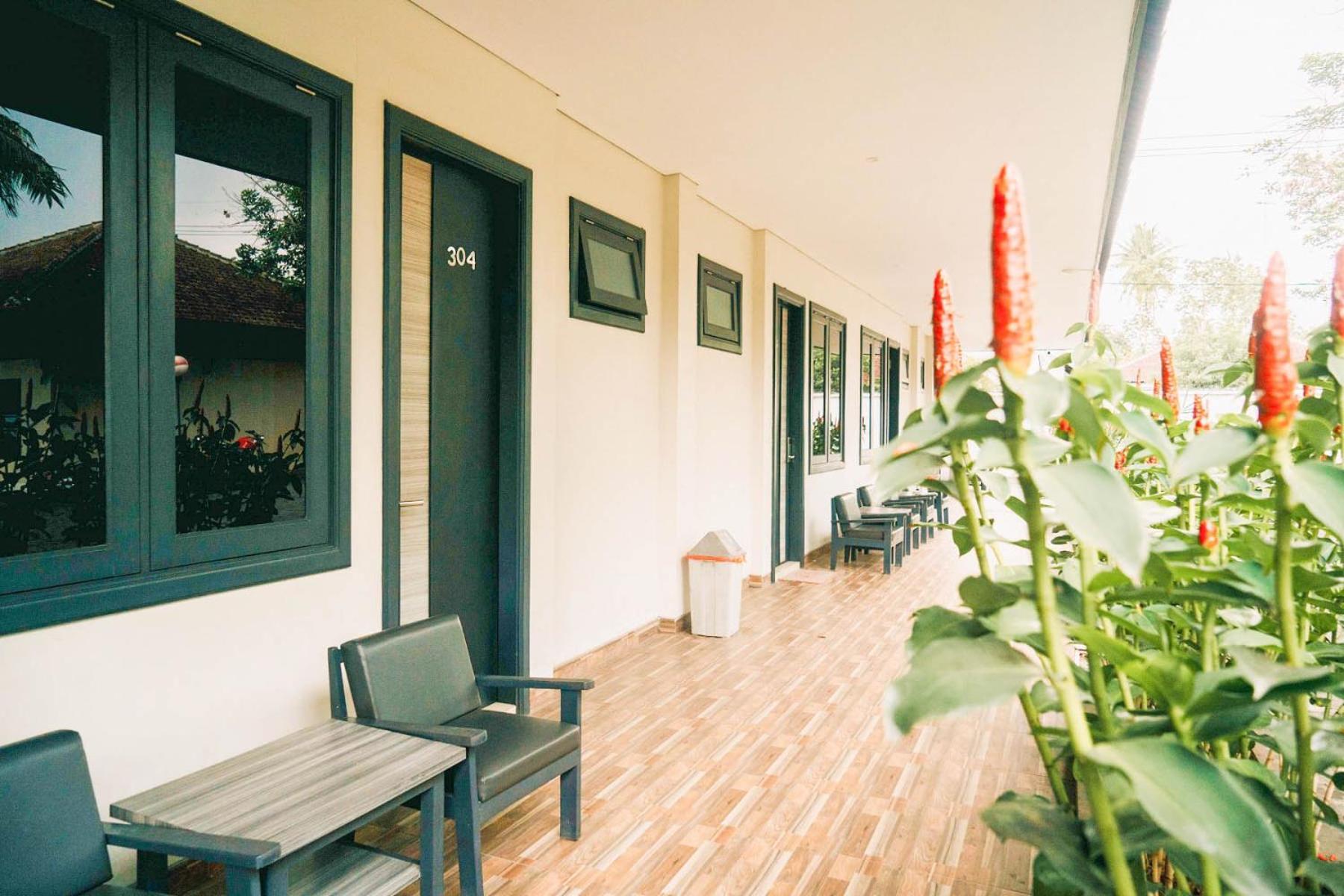 New Surya Hotel Banyuwangi  Exterior photo